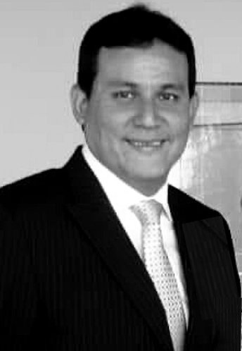 https://estudioabeo.com/wp-content/uploads/2021/01/FOTO-JUAN-RETOCADA-2-FINAL-1.png
